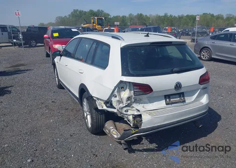 2019 Volkswagen Golf Alltrack Tsi S/Tsi Se/Tsi Sel from USA, damaged, VIN 3VWH17AUXKM501078